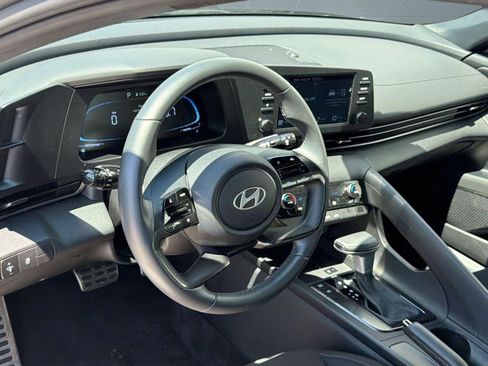 Used 2026 Hyundai Elantra Sport FWD image 4