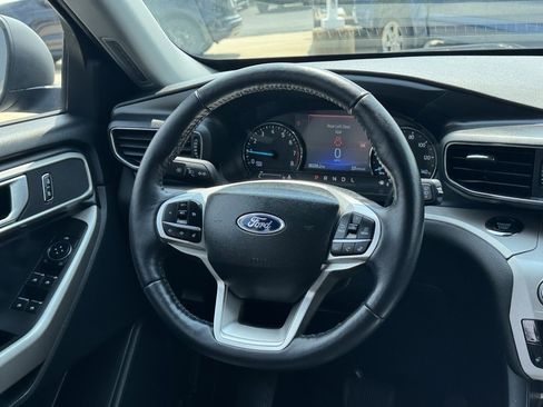Used 2023 Ford Explorer XLT w/ Equipment Group 202A image 20
