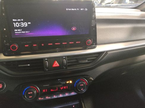 Used 2024 Kia Forte GT-Line w/ GT-Line Premium Package image 25