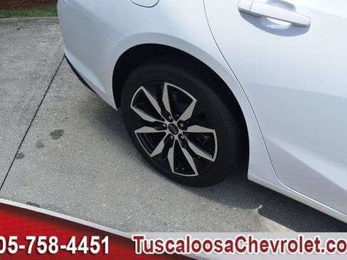 Used 2025 Chevrolet Malibu RS FWD image 13