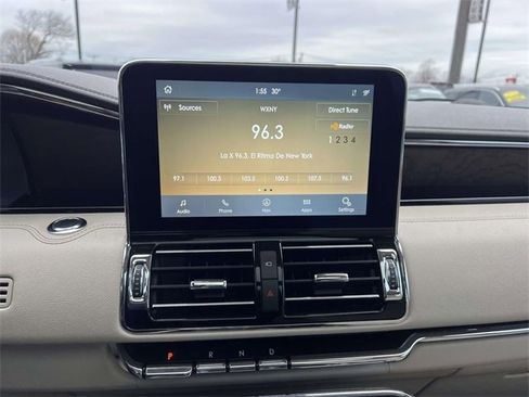 Used 2020 Lincoln Navigator Reserve w/ Equipment Group 208A Reserve image 24