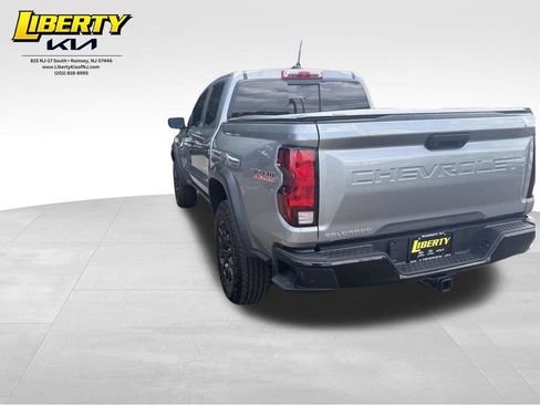 Used 2024 Chevrolet Colorado Trail Boss w/ Advanced Trailering Package AWD/4WD image 5