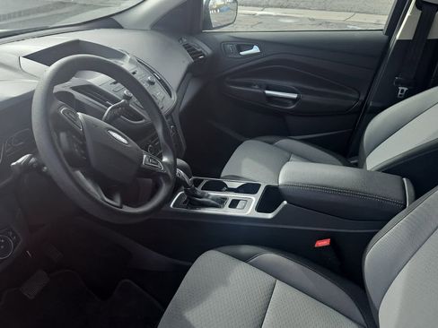Used 2018 Ford Escape SE image 14