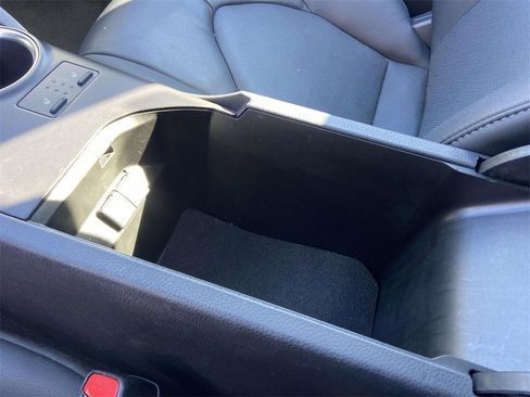 Used 2024 Toyota Camry XLE image 27