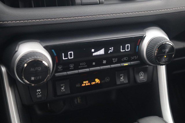 Used 2025 Toyota RAV4 XLE w/ Weather Package AWD/4WD image 15