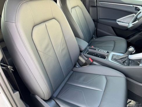 Certified 2025 Audi Q3 2.0T Premium Plus w/ Premium Plus Package image 16