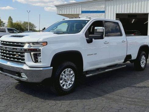 Certified 2022 Chevrolet Silverado 3500 LTZ w/ LTZ Convenience Package image 4