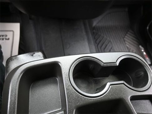 Used 2022 Chevrolet Silverado 1500 RST image 11