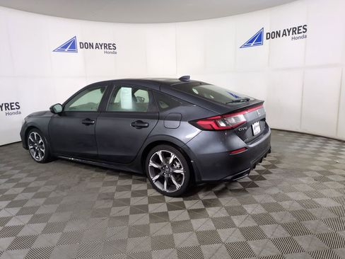 Certified 2025 Honda Civic Sport Touring image 4