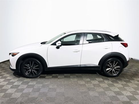 Used 2017 MAZDA CX-3 Touring image 4