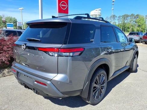 New 2026 Nissan Pathfinder SL AWD/4WD image 3