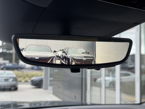 New 2025 Cadillac Escalade IQ Sport 1 w/ LPO, ONYX Package image 33