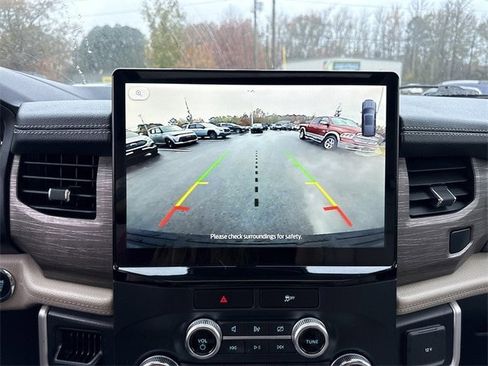 Used 2022 Ford Expedition Max Limited image 31