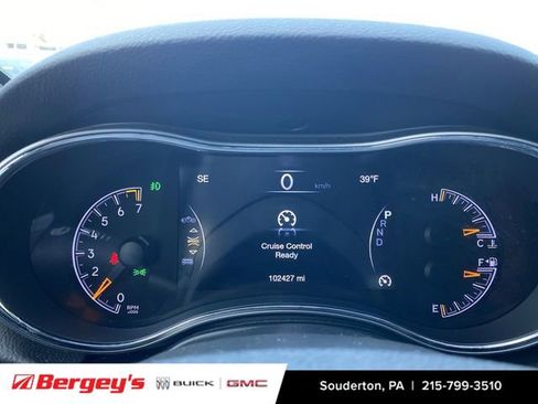 Used 2017 Jeep Grand Cherokee Altitude image 40