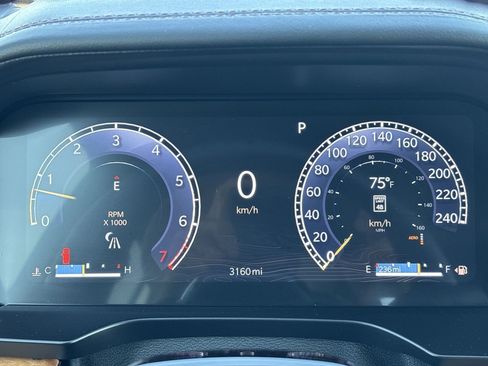 Used 2025 Jeep Grand Cherokee Summit image 34