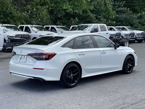 Used 2025 Honda Civic Sport image 8
