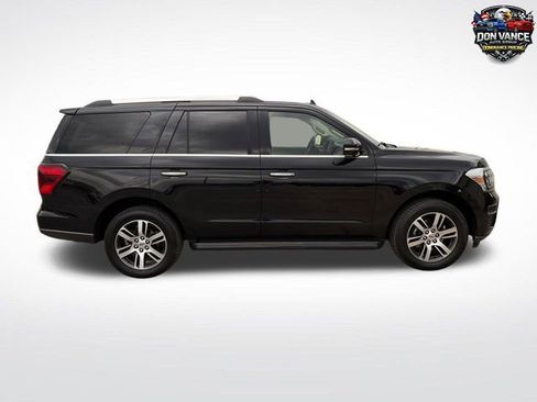 Used 2024 Ford Expedition Limited AWD/4WD image 7