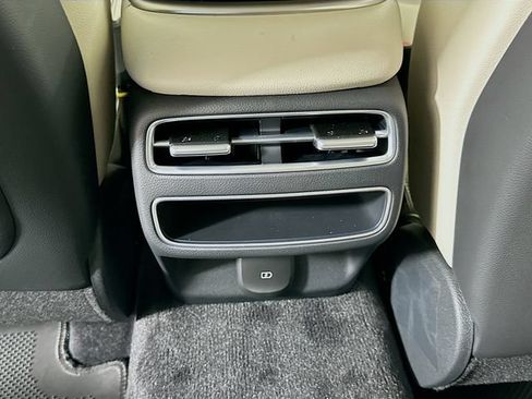 New 2026 Genesis GV70 2.5T Advanced AWD/4WD image 18