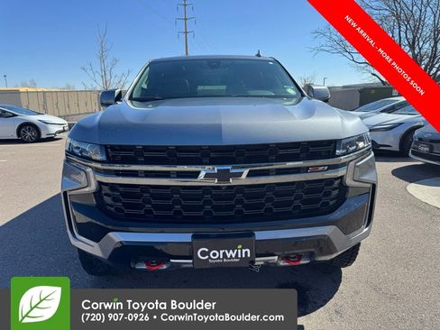 Used 2022 Chevrolet Tahoe Z71 w/ Luxury Package image 2