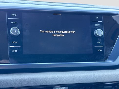 Used 2023 Volkswagen Taos SE w/ Panoramic Sunroof Package image 31