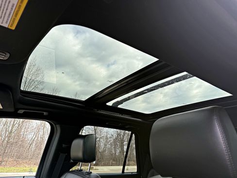 Used 2020 Ford Expedition XLT w/ Equipment Group 202A image 19