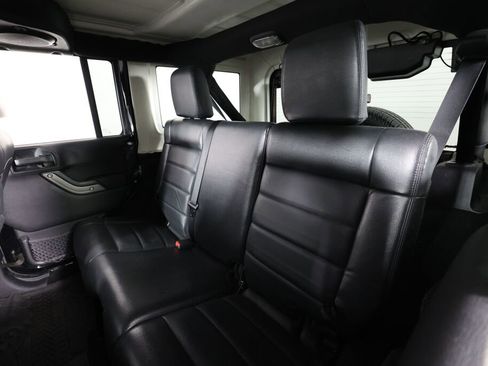 Used 2012 Jeep Wrangler Unlimited Sport image 15