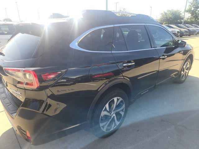 Used 2020 Subaru Outback Touring XT AWD/4WD image 3
