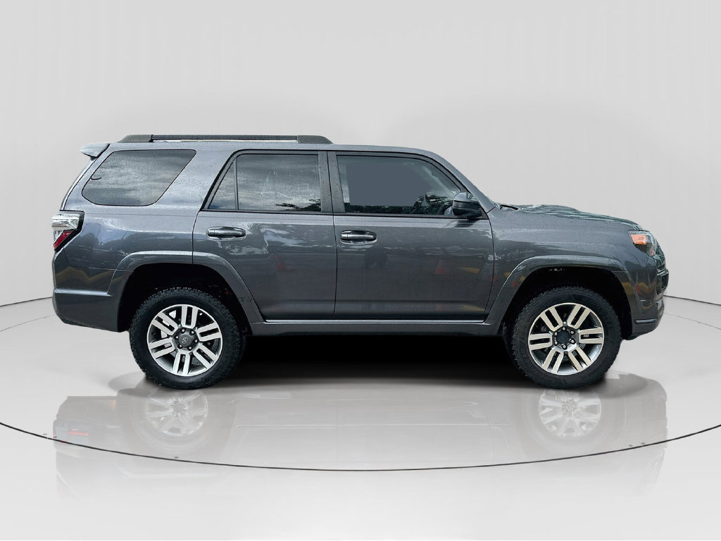 Used 2022 Toyota 4Runner TRD Sport AWD/4WD image 8