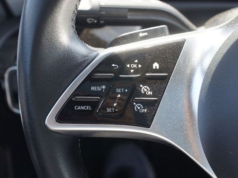 Used 2025 Mercedes-Benz CLA 250 4MATIC image 9