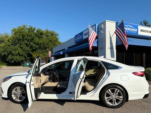 Used 2018 Hyundai Sonata Limited FWD image 11