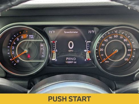Used 2019 Jeep Wrangler Unlimited Sahara AWD/4WD image 15