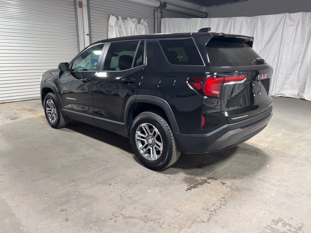 Used 2026 GMC Terrain Elevation FWD image 5