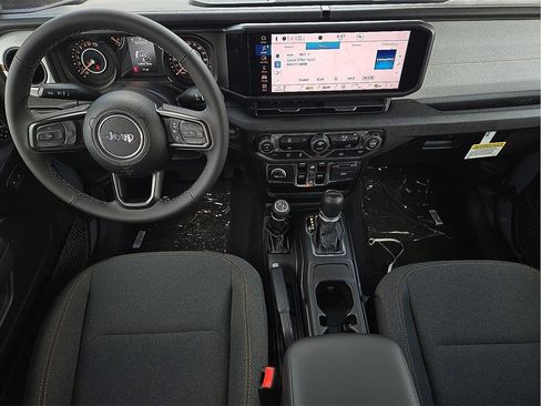 New 2025 Jeep Gladiator Sport image 3