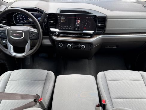 Used 2023 GMC Sierra 1500 SLE image 13