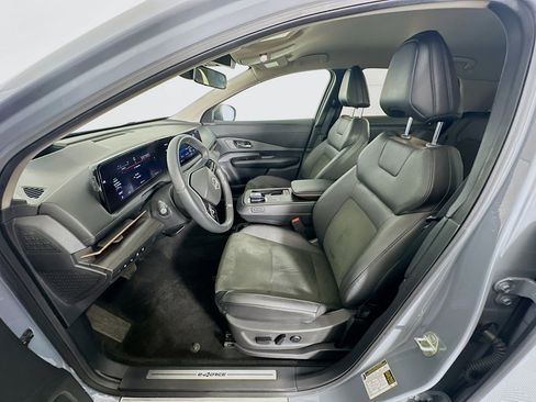 Used 2024 Nissan Ariya AWD image 13