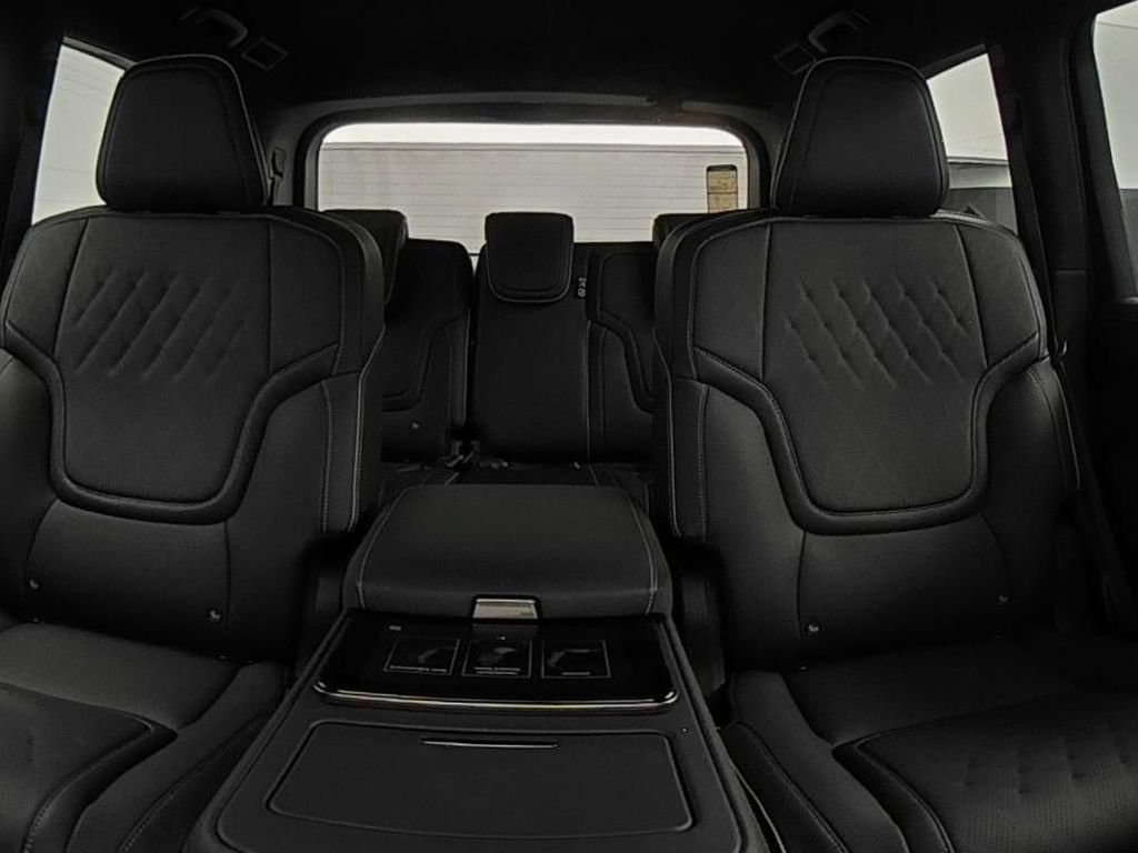 New 2026 INFINITI QX80 Autograph w/ Premium Cargo Package AWD/4WD image 25