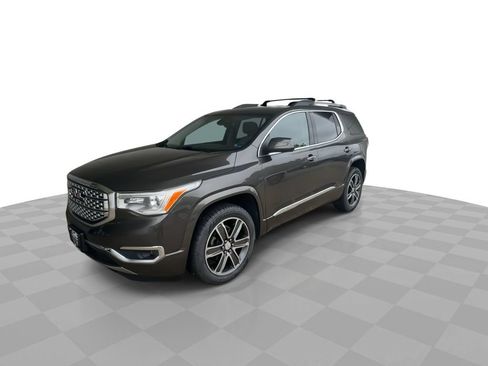 Certified 2019 GMC Acadia Denali w/ Technology Package AWD/4WD image 4