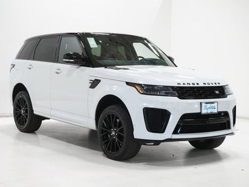 Used 2022 Land Rover Range Rover Sport SVR image 4