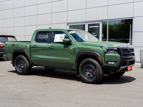 New 2026 Nissan Frontier PRO-4X w/ Tow Package AWD/4WD image 1
