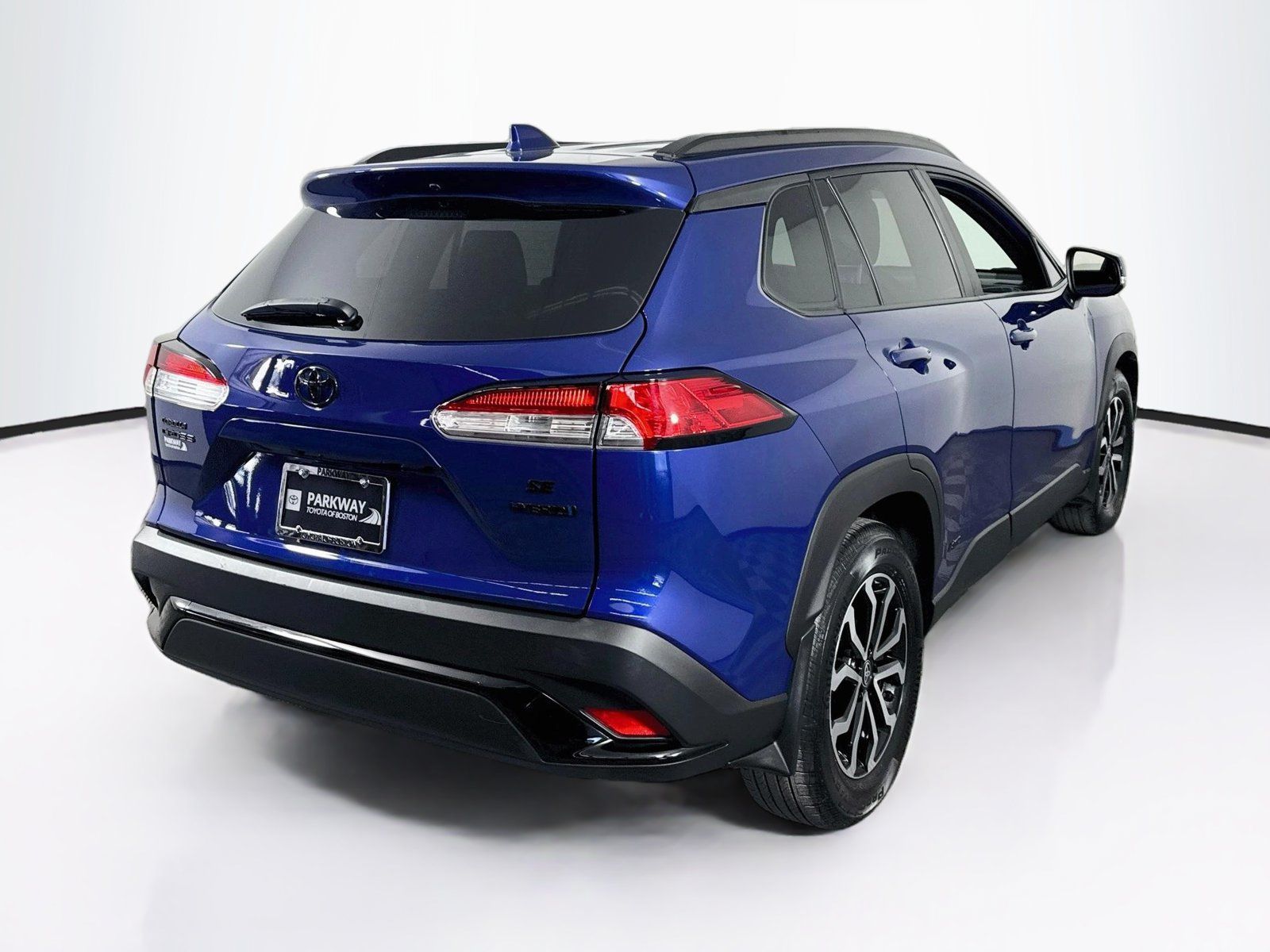 Used 2024 Toyota Corolla Cross AWD Hybrid image 7
