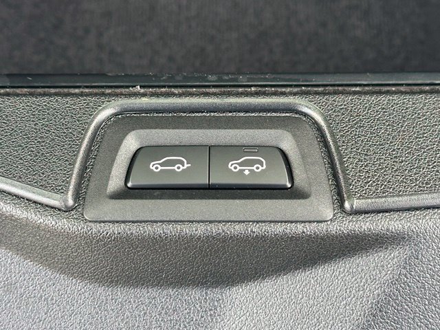 Certified 2026 BMW X5 xDrive50e w/ Climate Comfort Package AWD/4WD image 38