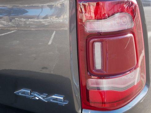 Used 2021 RAM 1500 Laramie image 17