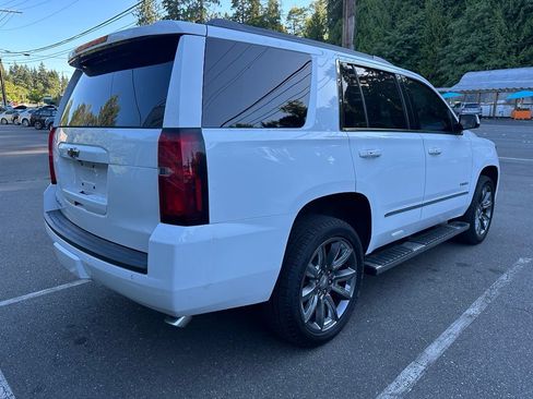 Used 2018 Chevrolet Tahoe LT w/ LT Signature Package AWD/4WD image 5