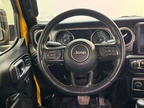 Used 2021 Jeep Wrangler Sport image 22