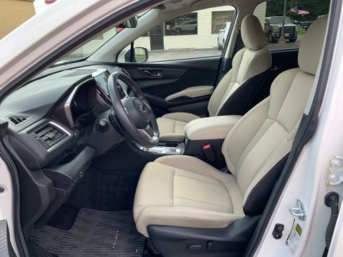 Used 2023 Subaru Ascent Premium w/ Convenience Package AWD/4WD image 7