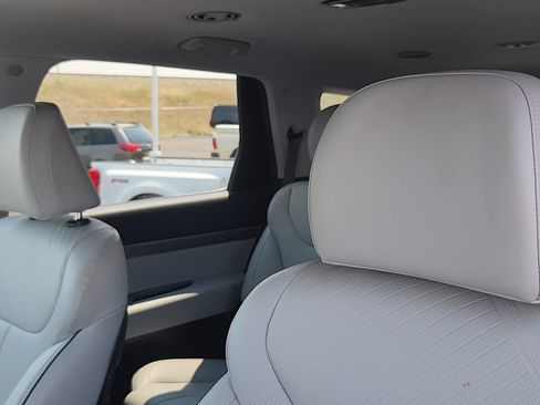 Certified 2025 Hyundai Palisade SEL AWD/4WD image 9