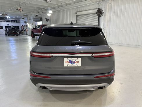 Used 2023 Lincoln Corsair FWD w/ Equipment Group 101A image 4
