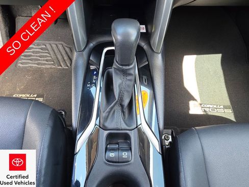 Certified 2022 Toyota Corolla Cross XLE w/ Convenience Package image 28