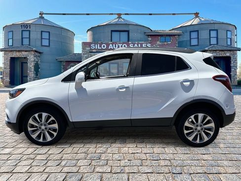 Used 2017 Buick Encore Preferred FWD image 2