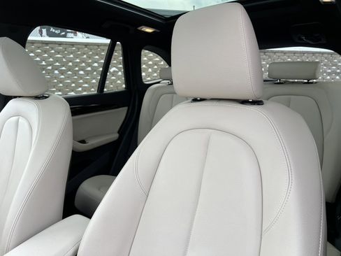 Used 2019 BMW X1 xDrive28i w/ Convenience Package image 13